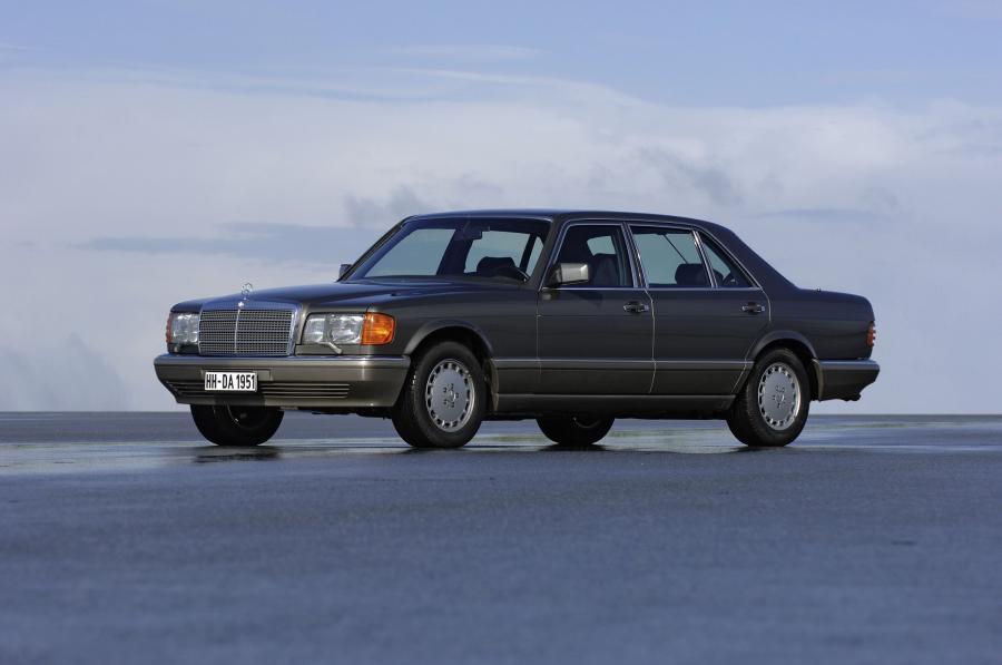  Mercedes-Benz S-Class 1980 года  (фото 32 из 37)